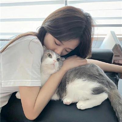 听说萝拉不见了